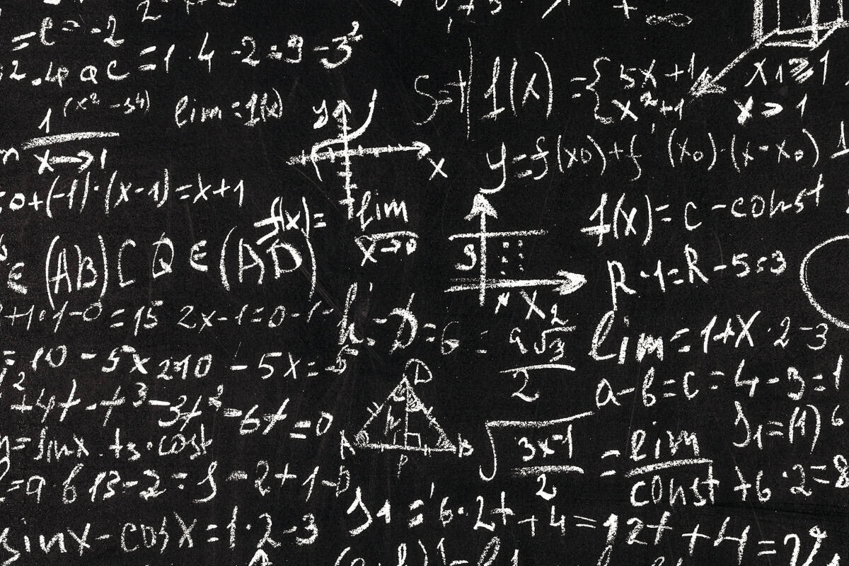 smokeless-fire-pit-advantages-worth Image of complicated math on a blackboard.