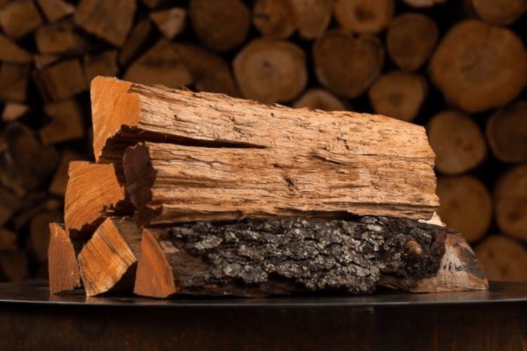 Image of six pieces of kiln-dried firewood 