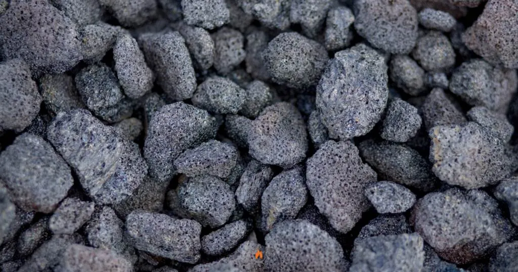 Lava Rock And Fire Glass In A Pit, How To Add Glass Rocks Fire Pit