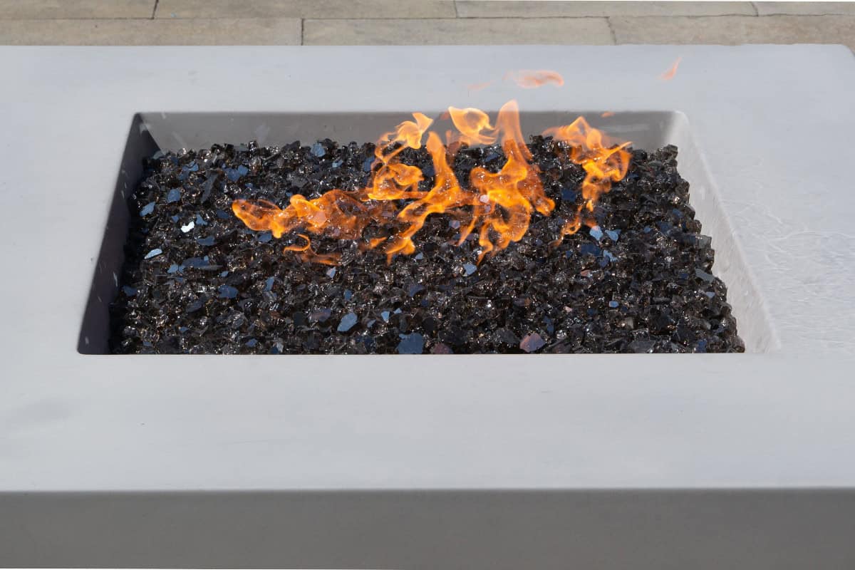 fire-pit-media-how Image of a square gas fire pit with shiny black fire glass.